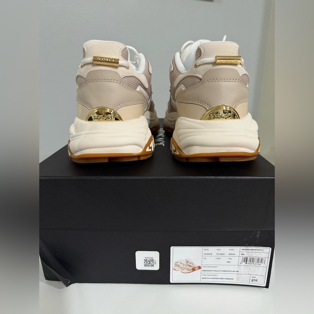 Versace mercury sneakers. - Picture 3 of 5